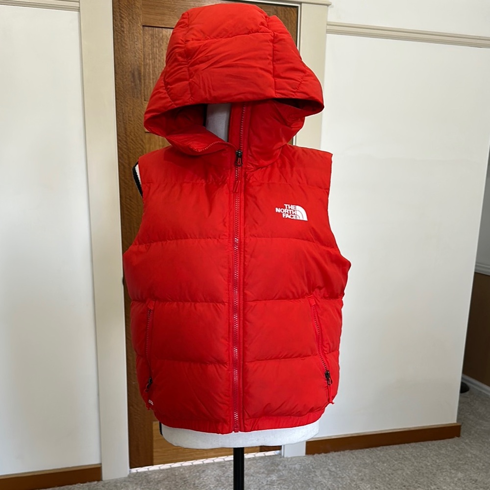 The North Face Vibrant Red Jacket, m